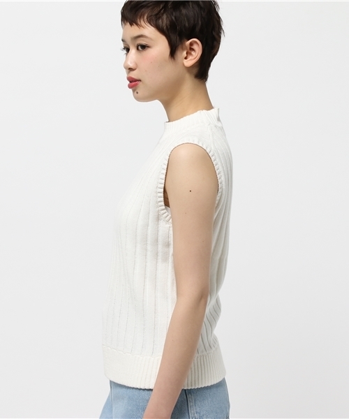 Chico（チコ）の「ハイネックRIBノースリニット（ニット/セーター・レディース・ホワイト/クリーム/ライトブルー・FREE）」の11枚目の写真