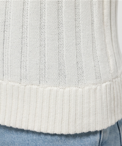 Chico（チコ）の「ハイネックRIBノースリニット（ニット/セーター・レディース・ホワイト/クリーム/ライトブルー・FREE）」の5枚目の写真