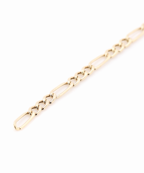 Lilas(リラ)の「フィガロチェーンロングアメリカンピアス K10(両耳)(ピアス(両耳用)・レディース・ゴールド・FREE)」の8枚目の写真