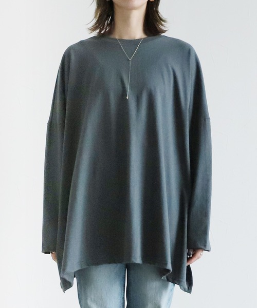 reca(レカ)の「超ビッグシルエットサイドスリットTシャツ(Tシャツ/カットソー・レディース・ホワイト/オートミール/チャコールグレー・FREE)」の6枚目の写真