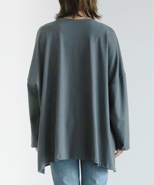 reca(レカ)の「超ビッグシルエットサイドスリットTシャツ(Tシャツ/カットソー・レディース・ホワイト/オートミール/チャコールグレー・FREE)」の8枚目の写真