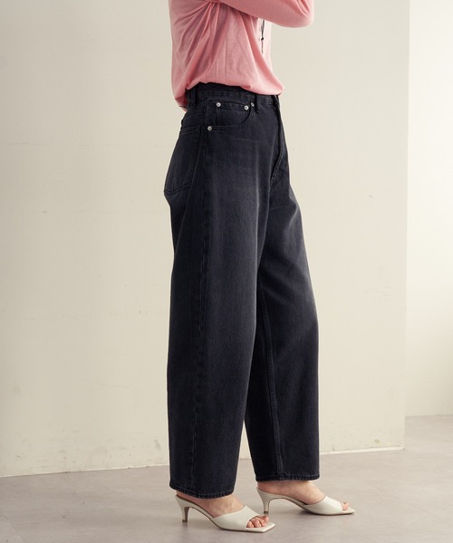 SHENERY(シーナリー)の「(ai no de)ワイドデニムパンツ(デニムパンツ・レディース・ブラック/インディゴブルー・SMALL/MEDIUM)」の6枚目の写真