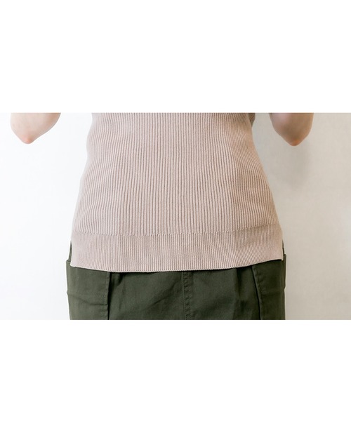 atONE(アットワン)の「atONE 5分袖コットンリブニットトップス(ニット/セーター・レディース・グレイッシュベージュ/ホワイト/ブラック・S/M/L/LL/3L)」の9枚目の写真