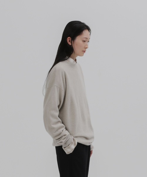 UNDECORATED(アンデコレイテッド)の「UNDECORATED アンデコレイテッド / Cashmere Knit Sweater カシミヤニットセーター / UDF23804(ニット/セーター・メンズ・グレイッシュベージュ/ベージュ/チャコールグレー・2/3/0)」の5枚目の写真