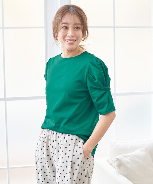 ANY（エニィ）の「シルケットスムース ツイストタックスリーブトップス（Tシャツ/カットソー・レディース・グレー系/ベージュ系/グリーン系/ライトグリーン系/オールドローズ系/アイボリー系・2/3）」の5枚目の写真