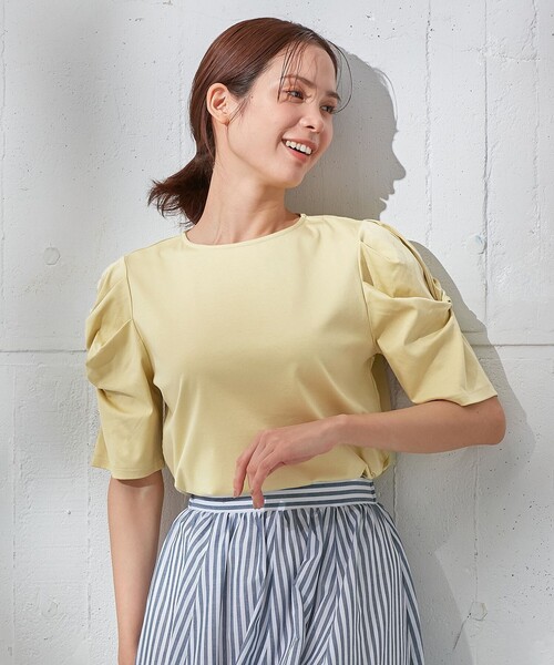 ANY（エニィ）の「シルケットスムース ツイストタックスリーブトップス（Tシャツ/カットソー・レディース・グレー系/ベージュ系/グリーン系/ライトグリーン系/オールドローズ系/アイボリー系・2/3）」の6枚目の写真