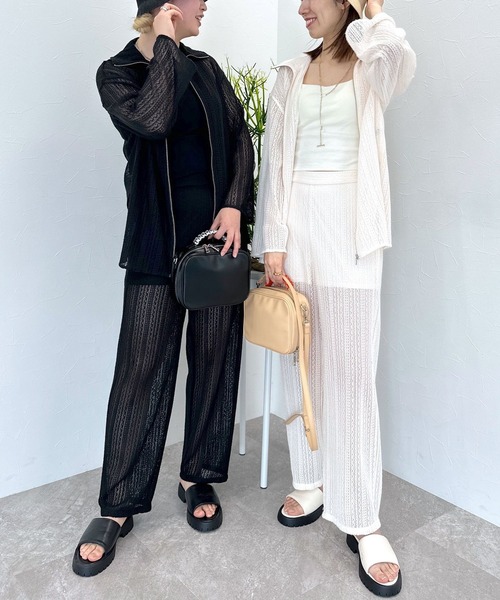 FOREVER 21（フォーエバー トゥエンティーワン）の「厚底フラットサンダル（サンダル・レディース・イエロー/ホワイト/ブラック・SMALL/LARGE/MEDIUM）」の9枚目の写真