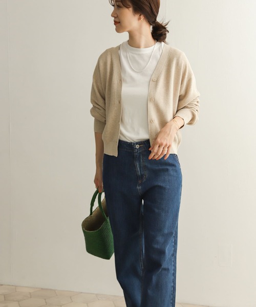 URBAN RESEARCH DOORS（アーバンリサーチドアーズ）の「ガーター編みコクーンショートカーディガン（ニット/セーター・レディース・ブラック/ベージュ/ブルー・MEDIUM）」の17枚目の写真