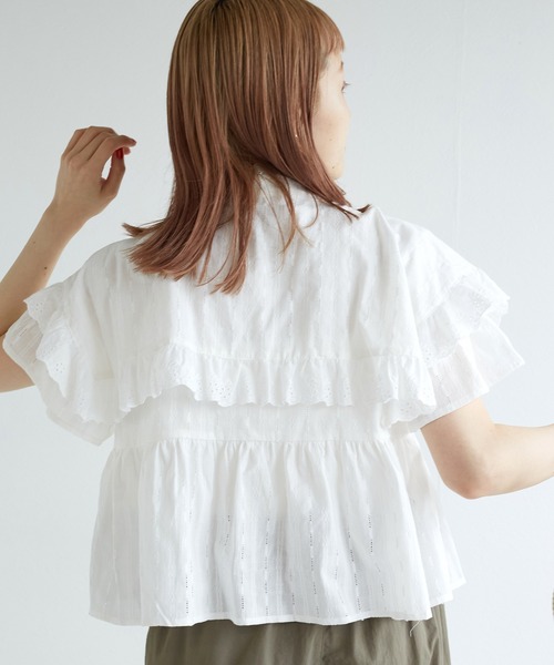 w closet（ダブルクローゼット）の「スタンドカラーコットンフリルブラウス（シャツ/ブラウス・レディース・オフホワイト/ミント/ブラック/オレンジ・FREE）」の5枚目の写真