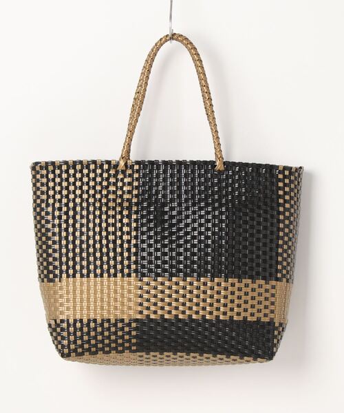 PRODUCTY WARRANTY（プロダクティワランティ）の「【Producty warranty】メルカドバック-M（かごバッグ・レディース・ブラック×ゴールド/ホワイト×ゴールド/ブラック系その他2/ブラック系その他3/ホワイト×ブルー/ブラック×ホワイト/ブラック系その他/ベージュ/ホワイト/ブラック・FREE）」の16枚目の写真