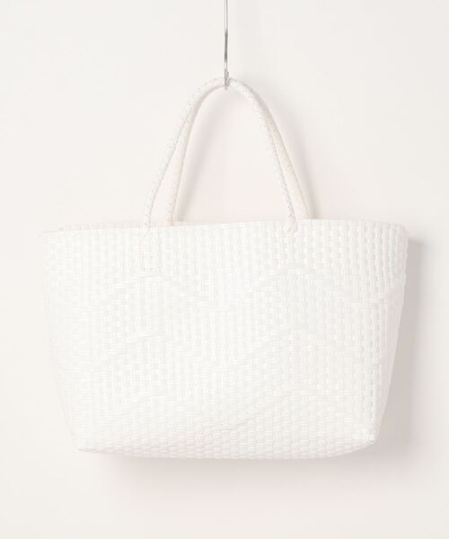 PRODUCTY WARRANTY（プロダクティワランティ）の「【Producty warranty】メルカドバック-M（かごバッグ・レディース・ブラック×ゴールド/ホワイト×ゴールド/ブラック系その他2/ブラック系その他3/ホワイト×ブルー/ブラック×ホワイト/ブラック系その他/ベージュ/ホワイト/ブラック・FREE）」の20枚目の写真