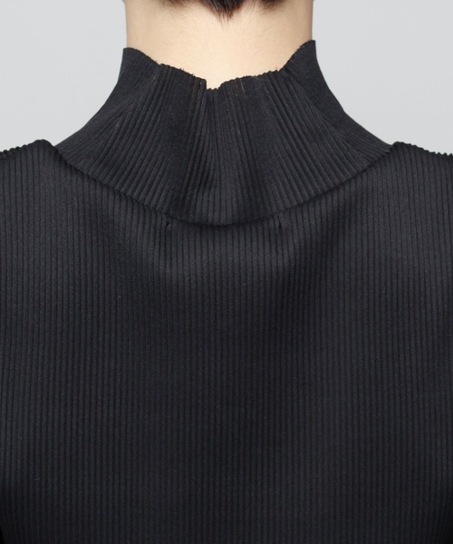 PAGEBOY（ページボーイ）の「クシュソデプリーツハイネック（Tシャツ/カットソー・レディース・ブラック/オフホワイト・FREE）」の13枚目の写真