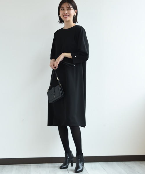 INTERPLANET（インタープラネット）の「カットジョーゼッバックプリーツワンピース（ワンピース・レディース・ピンク/ブラック/グレイッシュベージュ・FREE）」の21枚目の写真