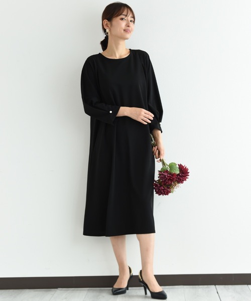 INTERPLANET（インタープラネット）の「カットジョーゼッバックプリーツワンピース（ワンピース・レディース・ピンク/ブラック/グレイッシュベージュ・FREE）」の22枚目の写真