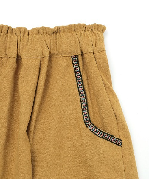 チチカカ(チチカカ)の「ピーチスキンエッグタックパンツ【大きいサイズ】(その他パンツ・レディース・マスタード/ブラウン/ブルーグリーン/ブラック・3L)」の22枚目の写真