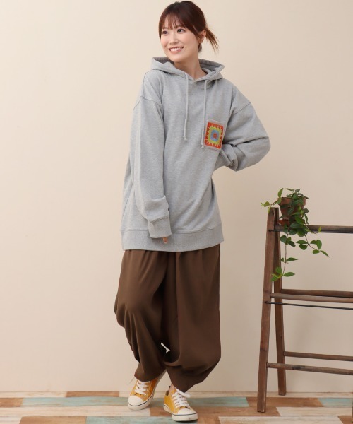 チチカカ(チチカカ)の「ピーチスキンエッグタックパンツ【大きいサイズ】(その他パンツ・レディース・マスタード/ブラウン/ブルーグリーン/ブラック・3L)」の6枚目の写真