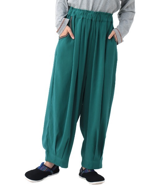 チチカカ(チチカカ)の「ピーチスキンエッグタックパンツ【大きいサイズ】(その他パンツ・レディース・マスタード/ブラウン/ブルーグリーン/ブラック・3L)」の11枚目の写真