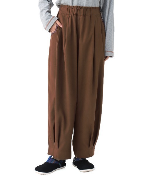 チチカカ(チチカカ)の「ピーチスキンエッグタックパンツ【大きいサイズ】(その他パンツ・レディース・マスタード/ブラウン/ブルーグリーン/ブラック・3L)」の12枚目の写真