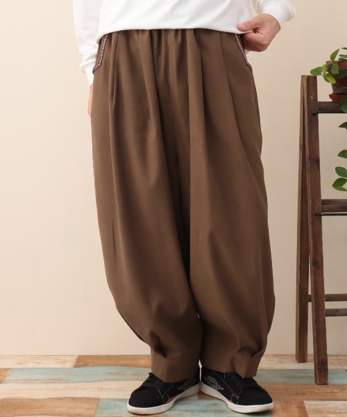 ピーチスキンエッグタックパンツ【大きいサイズ】（その他パンツ）｜チチカカ（チチカカ）