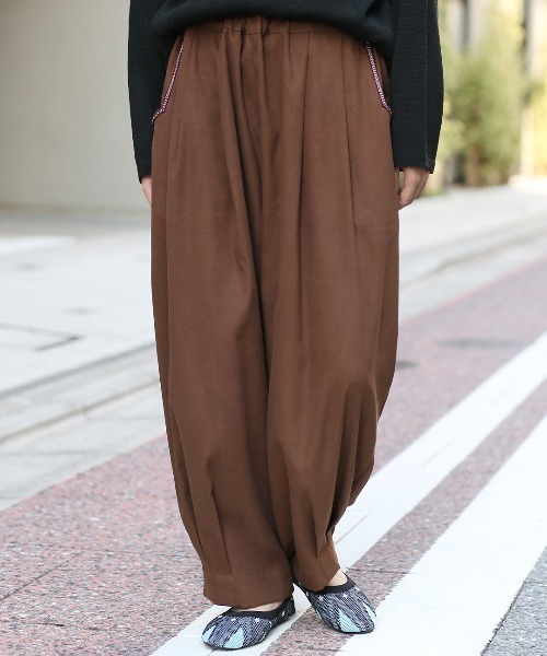 ピーチスキンエッグタックパンツ【大きいサイズ】（その他パンツ）｜チチカカ（チチカカ）