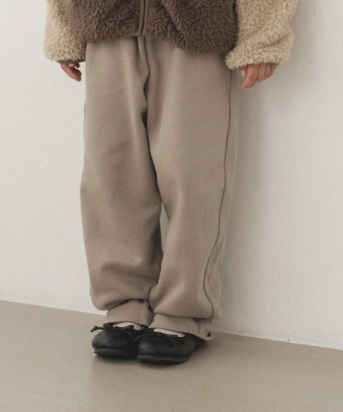 pairmanon(ペアマノン)の「キャンディ裾 総ゴム スウェットパンツ(スウェットパンツ・キッズ・ブラウン/ブラック/グレイッシュベージュ・130/140/110/90/150/120/100)」の3枚目の写真
