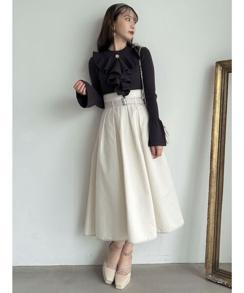 dazzlin（ダズリン）の「ジャボフレアスリーブニットトップス（ニット/セーター・レディース・アイボリー/ブラック/ブラウン・FREE）」の11枚目の写真