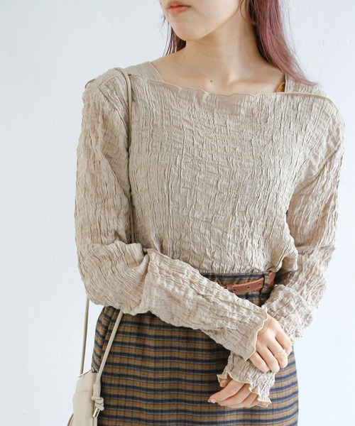 Crisp（クリスプ）の「シャーリングメロウトップス（Tシャツ/カットソー・レディース・レッド/ブラック/ベージュ・FREE）」の6枚目の写真