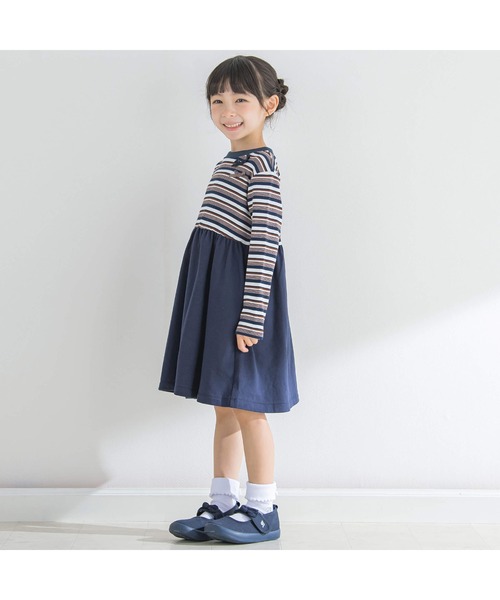 BeBe(ベベ)の「リボン付きストラップシューズ(13~19cm)(その他シューズ・キッズ・ネイビー/ブラック・13.0cm/17.0cm/19.0cm/18.0cm/15.0cm/13.5cm/14.0cm/16.0cm)」の16枚目の写真