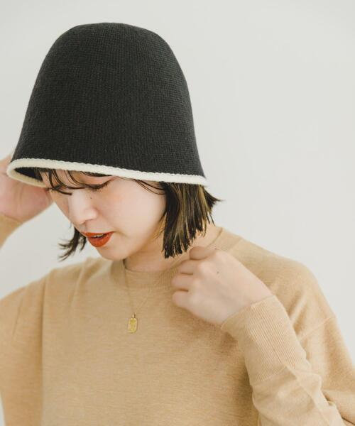 ITEMS URBANRESEARCH（アイテムズ アーバンリサーチ）の「パイピングベルハット（ハット・レディース・アイボリー/ブラック・-）」の2枚目の写真
