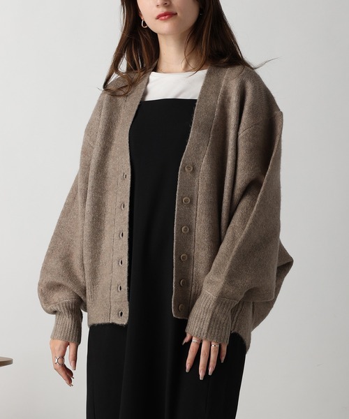 acro（アクロ）の「Vネックニットドルマンカーディガン/AC3828（カーディガン/ボレロ・レディース・ピンク/アイボリー/ブラック/ブラウン・ﾌﾘ-）」の3枚目の写真