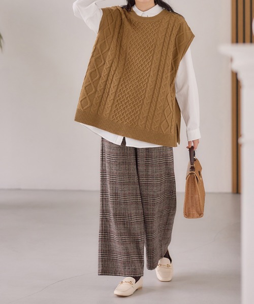 Viola e Viola(ヴィオラエヴィオラ)の「ゆるストレートチェックパンツ(その他パンツ・レディース・ブラック/ブラウン・LL/M/3L/L)」の15枚目の写真