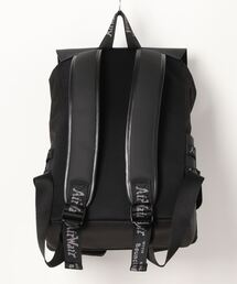 Dr. Martens（ドクターマーチン）の「《Dr.Martens》バック