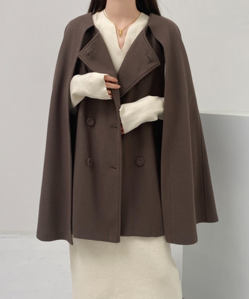 ABITOKYO（アビトーキョー）の「ダブルボタンケープフレアポンチョコート（ポンチョ・レディース・モカ/ベージュ/ブラック/ブラック系その他/ブラウン系その他・M/L）」の18枚目の写真