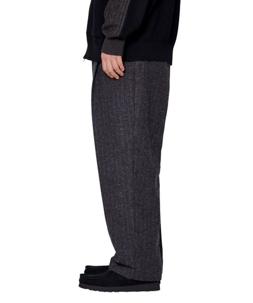 BALLAST ARK（バラストアーク）の「BALLAST ARK / バラストアーク：TUCK EASY PANTS：BA08-P002[AST]（その他パンツ・メンズ・ブラック/チャコールグレー・M/L）」の19枚目の写真