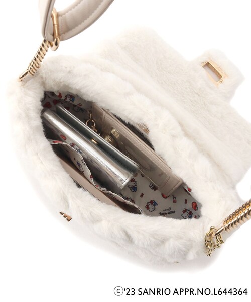 grove(グローブ)の「◆【ハローキティ】キルトフラップフェイクファーショルダー(ショルダーバッグ・レディース・アイボリー・00)」の7枚目の写真