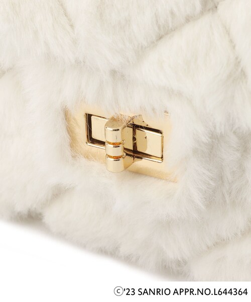 grove(グローブ)の「◆【ハローキティ】キルトフラップフェイクファーショルダー(ショルダーバッグ・レディース・アイボリー・00)」の9枚目の写真