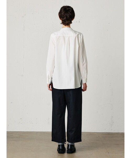 MidiUmi（ミディウミ）の「MidiUmi バンドカラーベーシックシャツ（シャツ/ブラウス・レディース・ブラウン/ブラック/チャコールグレー/オフホワイト・FREE）」の16枚目の写真