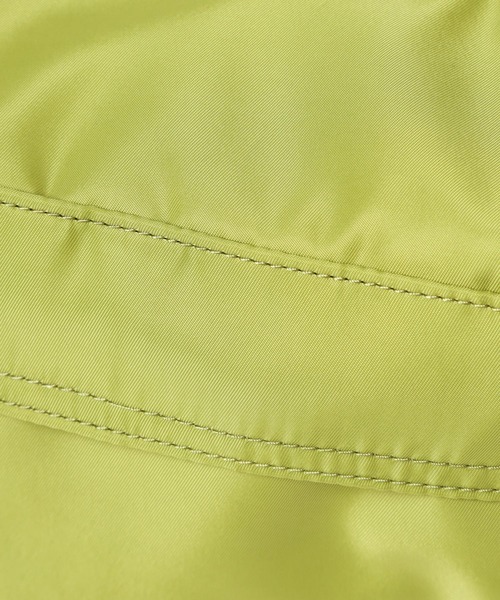 LEPSIM(レプシィム)の「10ポケットBIGショルダー 991678(ショルダーバッグ・レディース・グレー/ライム/ブラック・ONE SIZE)」の18枚目の写真