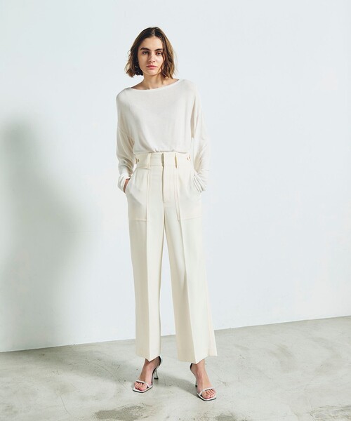 GRACE CONTINENTAL（グレースコンチネンタル）の「ロゴ刺繍カットトップ（Tシャツ/カットソー・レディース・グレー/ホワイト/ブラック・36）」の16枚目の写真