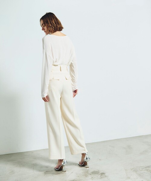 GRACE CONTINENTAL（グレースコンチネンタル）の「ロゴ刺繍カットトップ（Tシャツ/カットソー・レディース・グレー/ホワイト/ブラック・36）」の17枚目の写真