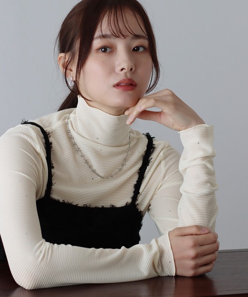 BLUEEAST（ブルーイースト）の「ラメシアートップス（Tシャツ/カットソー・レディース・ベージュ/ホワイト/ブラウン/ブラック・MEDIUM）」の4枚目の写真