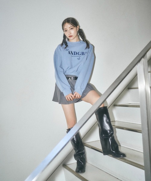 ANDGEEBEE（アンジービー）の「バタフライロゴ裏起毛スウェット（スウェット・レディース・アイボリー/ブルー・FREE）」の13枚目の写真