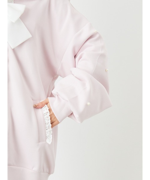 Ank Rouge(アンクルージュ)の「リボンハートパーツセーラーパーカー(パーカー・レディース・ブラック/ホワイト/ピンク・M)」の9枚目の写真