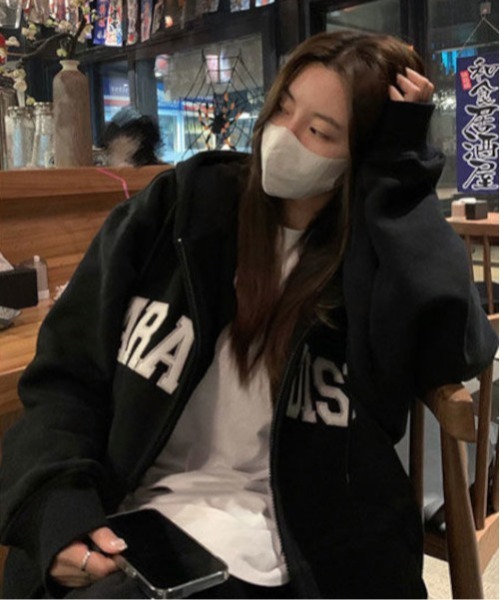 B.I.D.（ビーアイディー）の「オーバーサイズパーカー/BIGサイズ/ユニセックス/PARADISE（MA）（パーカー・レディース・グレー/ベージュ・FREE）」の5枚目の写真