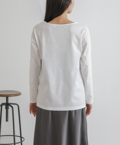 NANO universe(ナノユニバース)の「ニットベスト×ロングTシャツ アンサンブルセット(Tシャツ/カットソー・レディース・ベージュ/ブラック/アイボリー・FREE)」の7枚目の写真