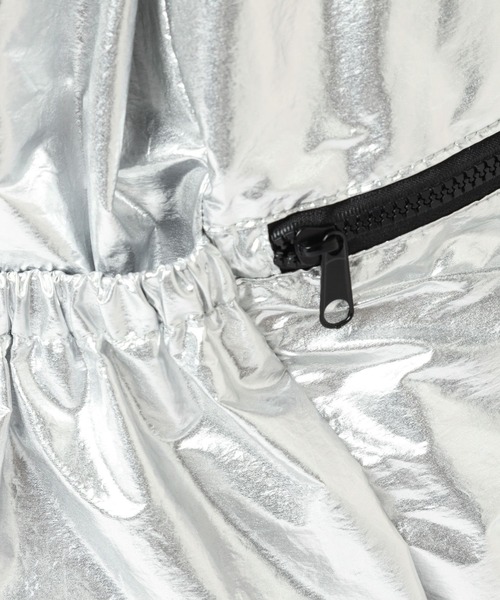 LEPSIM(レプシィム)の「ナイロンドロストワンショルダー 103812(ショルダーバッグ・レディース・アイボリー/ブラック/シルバー・ONE SIZE)」の4枚目の写真