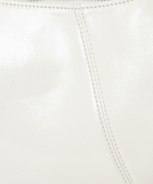 Heather（ヘザー）の「フェイクレザーボディBAG　109472（ボディバッグ/ウエストポーチ・レディース・ブラック/アイボリー・ONE SIZE）」の16枚目の写真