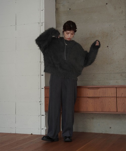 mimi toujours（ミミトゥジュール）の「センターシーム タック ワイド パンツ mimi toujours×itsPeachi（その他パンツ・レディース・ベージュ/スミクロ・M）」の12枚目の写真