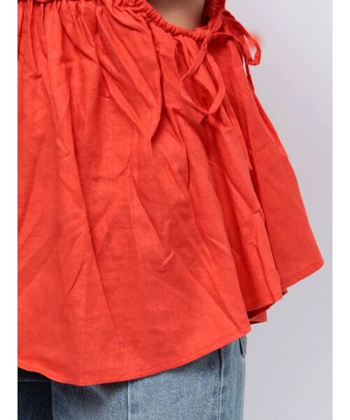 Ungrid（アングリッド）の「サイドカットバックオープンブラウス（シャツ/ブラウス・レディース・アイボリー/ブラック/レッド・FREE）」の6枚目の写真