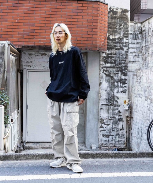 ALAND（エーランド）の「【UNISEX】ALAND／ロゴプリントT／長袖T／2993978（Tシャツ/カットソー・レディース・ブラック/ブルー/ホワイト・MEDIUM/LARGE）」の22枚目の写真